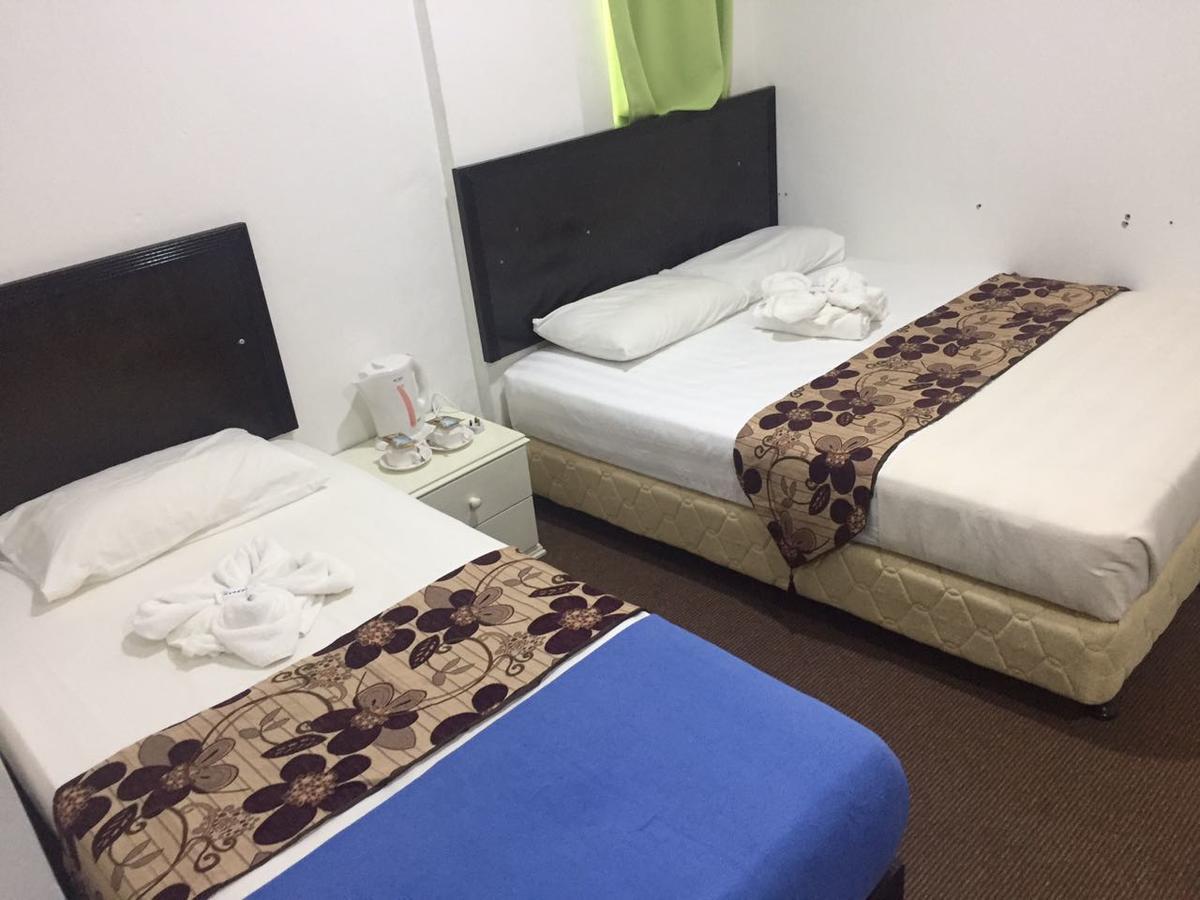 Hotel Singgah Inn มัวร์ ภายนอก รูปภาพ